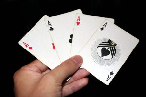德州牛仔下注策略怎么玩？三大高胜率打法让你稳赢